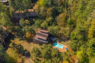 418 Stonewood Dr, Eugene, OR 97405 - Photo 33