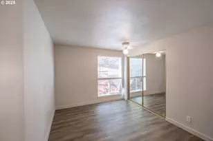 418 Stonewood Dr, Eugene, OR 97405 - Photo 15