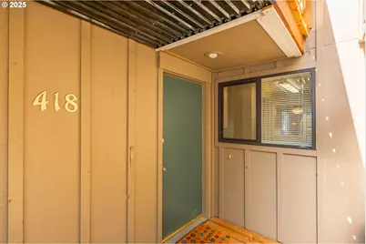 418 Stonewood Dr, Eugene, OR 97405 - Photo 1