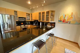 1030 NW Johnson St, Portland, OR 97209 - Photo 11