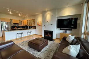 1030 NW Johnson St, Portland, OR 97209 - Photo 7