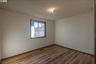 535 NE 26th Ct, McMinnville, OR 97128 - Photo 11