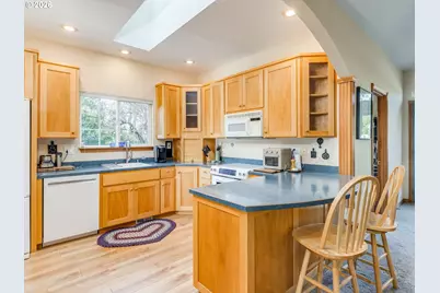 1941 SW Westvale Ct, McMinnville, OR 97128 - Photo 23