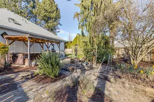 1941 SW Westvale Ct, McMinnville, OR 97128 - Photo 9