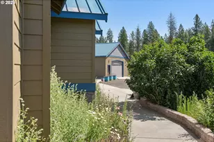 27 E Adams View Dr, Glenwood, WA 98619 - Photo 33