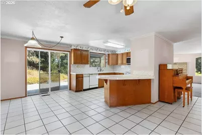 337 Black Oak Dr, Roseburg, OR 97471 - Photo 9