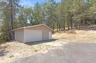 337 Black Oak Dr, Roseburg, OR 97471 - Photo 29