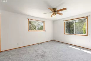 337 Black Oak Dr, Roseburg, OR 97471 - Photo 13