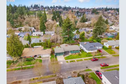 6815 SW 14th Ave, Portland, OR 97219 - Photo 39