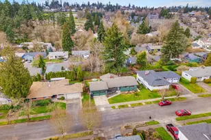 6815 SW 14th Ave, Portland, OR 97219 - Photo 39