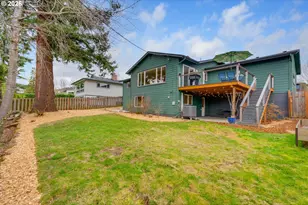 6815 SW 14th Ave, Portland, OR 97219 - Photo 41