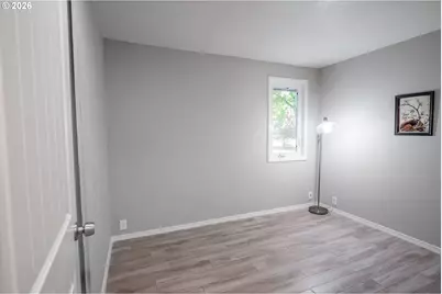 3703 Peppertree Dr, Eugene, OR 97402 - Photo 17