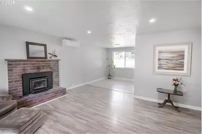 3703 Peppertree Dr, Eugene, OR 97402 - Photo 3