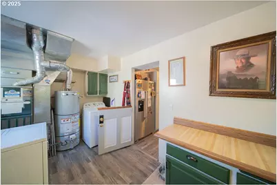 3689 SE 14th St, Gresham, OR 97080 - Photo 25