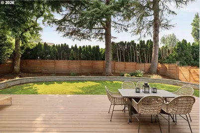 397 Livingood Ln, Lake Oswego, OR 97034 - Photo 19