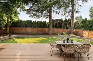 397 Livingood Ln, Lake Oswego, OR 97034 - Photo 19