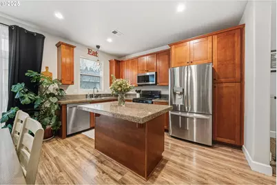 19115 Cork Ave, Sandy, OR 97055 - Photo 5