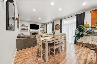 19115 Cork Ave, Sandy, OR 97055 - Photo 9