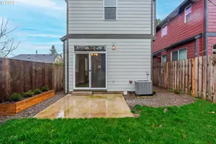 8981 N Drummond Ave, Portland, OR 97217 - Photo 31