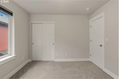 8981 N Drummond Ave, Portland, OR 97217 - Photo 17