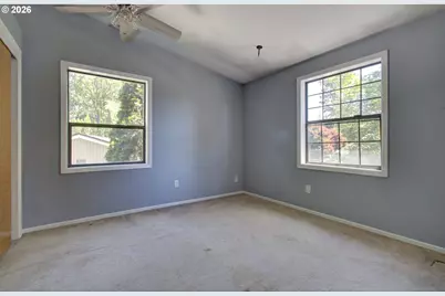 324 NW 8th St, Battle Ground, WA 98604 - Photo 15
