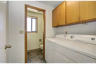 324 NW 8th St, Battle Ground, WA 98604 - Photo 11
