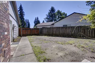 324 NW 8th St, Battle Ground, WA 98604 - Photo 25