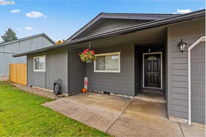 1096 Cedar Ct, Creswell, OR 97426 - Photo 5