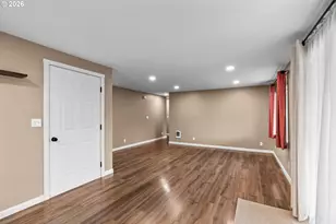 1096 Cedar Ct, Creswell, OR 97426 - Photo 15