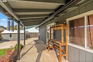 1096 Cedar Ct, Creswell, OR 97426 - Photo 25
