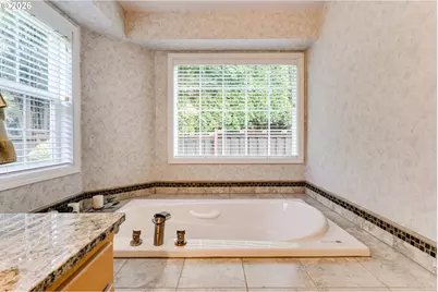 3030 Metolius Dr, Eugene, OR 97408 - Photo 27