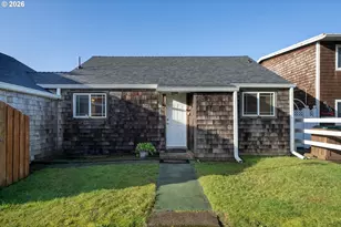 633 N Pacific St, Rockaway Beach, OR 97136 - Photo 3