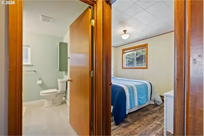 633 N Pacific St, Rockaway Beach, OR 97136 - Photo 23