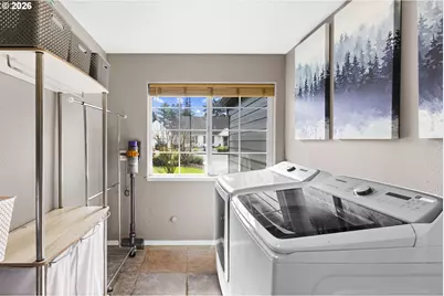 575 NW Queens Ct, Hillsboro, OR 97124 - Photo 29