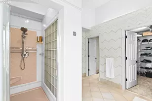 575 NW Queens Ct, Hillsboro, OR 97124 - Photo 23