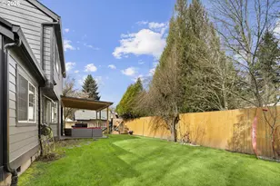 575 NW Queens Ct, Hillsboro, OR 97124 - Photo 33