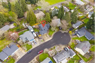 575 NW Queens Ct, Hillsboro, OR 97124 - Photo 43