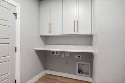 2051 Majestic Pl, Eugene, OR 97403 - Photo 23