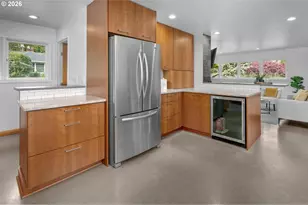 3105 SW 98th Ave, Portland, OR 97225 - Photo 9