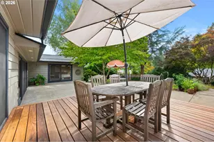 3105 SW 98th Ave, Portland, OR 97225 - Photo 29