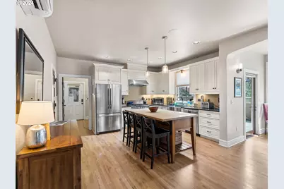 1506 NW Awbrey Rd, Bend, OR 97703 - Photo 7