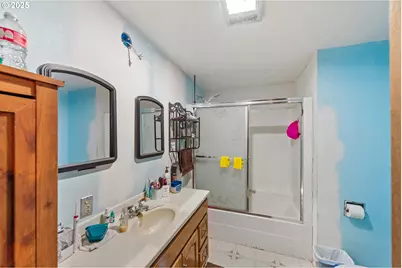 64175 Solari Rd, Coos Bay, OR 97420 - Photo 13