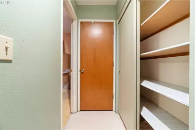 8225 SW Chestnut St, Portland, OR 97223 - Photo 17