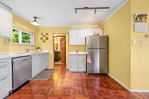 561 Rivington St, Astoria, OR 97103 - Photo 13