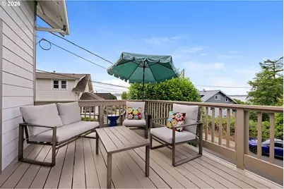 561 Rivington St, Astoria, OR 97103 - Photo 45
