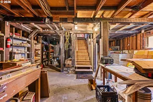 561 Rivington St, Astoria, OR 97103 - Photo 47