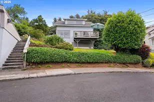 561 Rivington St, Astoria, OR 97103 - Photo 29