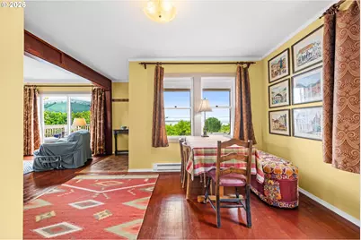 561 Rivington St, Astoria, OR 97103 - Photo 9