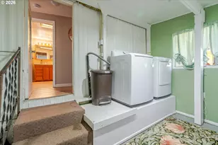 500 Loucks Way, Brownsville, OR 97327 - Photo 21