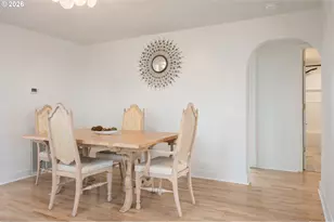 895 Burton St, Harrisburg, OR 97446 - Photo 9